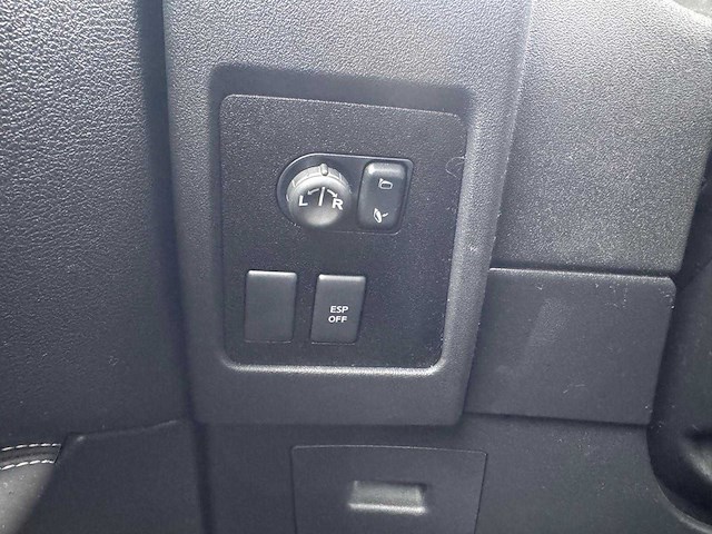 Nissan qashqai 2.0 tekna 4wd , 89-hhp-9 - afbeelding 15 van  19