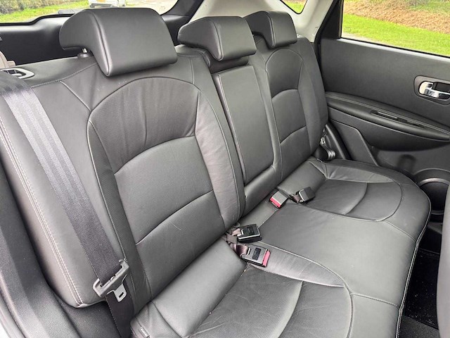 Nissan qashqai 2.0 tekna 4wd , 89-hhp-9 - afbeelding 15 van  17