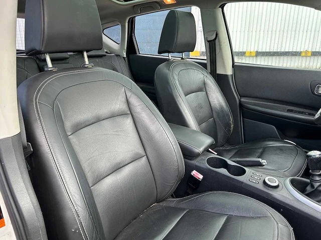 Nissan qashqai 2.0 tekna prem. 4wd, 71-ghf-7 - afbeelding 17 van  21