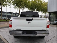 Nissan titan xd 5.6l v8 2017 automaat - afbeelding 19 van  24