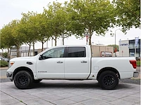 Nissan titan xd 5.6l v8 2017 automaat - afbeelding 12 van  24