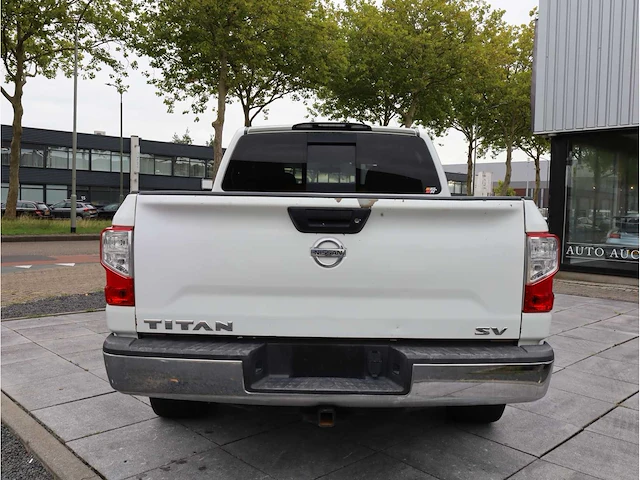 Nissan titan xd 5.6l v8 2017 automaat - afbeelding 19 van  24