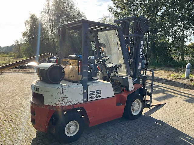 Nissan uj02a25u vorkheftruck - afbeelding 10 van  19