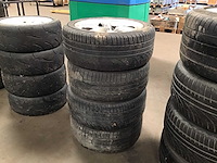 Nissan velgen met banden (4x) - afbeelding 1 van  4