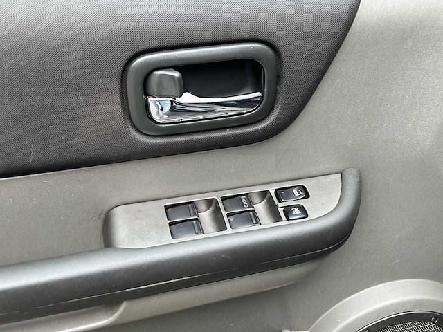 Nissan x-trail 2.5 elegance 2005 | 88-sg-dj - afbeelding 6 van  31