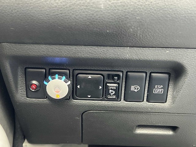 Nissan x-trail 2.5 elegance 2005 | 88-sg-dj - afbeelding 8 van  31