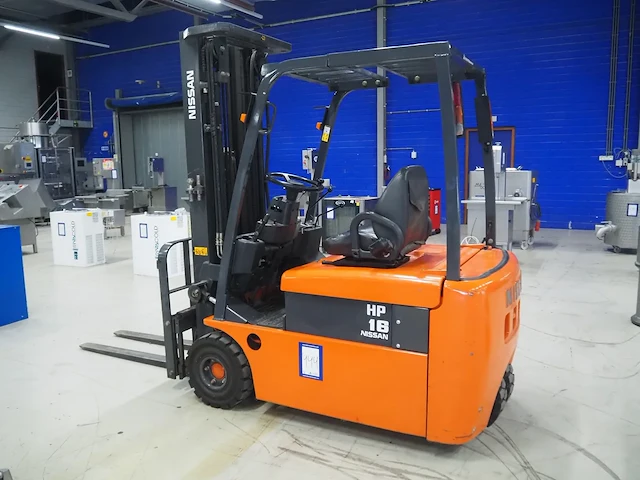Nissan - afbeelding 12 van  21