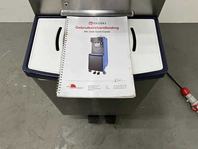 Nissei - na-3344weg - watergekoelde softijs- en milkshakemachine - afbeelding 11 van  13