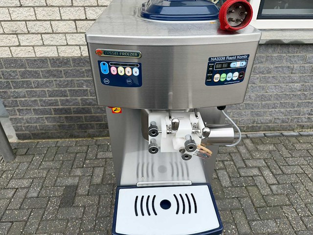 Nissei - na3338 rapid kombi + milkshake - softijsmachine - afbeelding 2 van  8