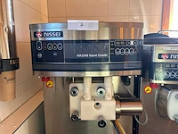 Nissei - na3348 giant combi - professionele softijs- en milkshakemachine - afbeelding 9 van  13