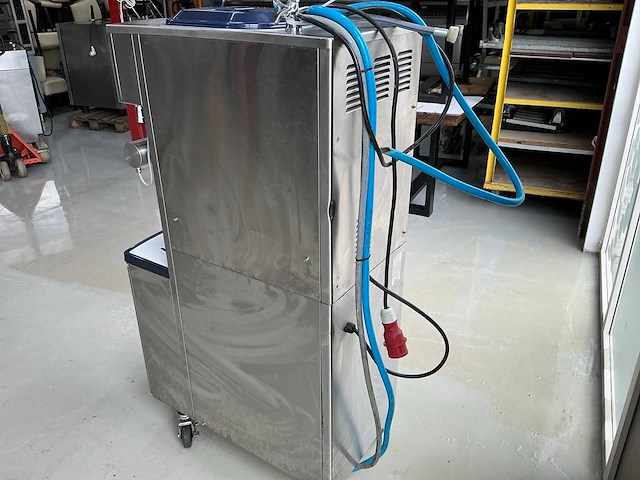Nissei freezer na3348 giant kombi softijsmachine - afbeelding 8 van  13