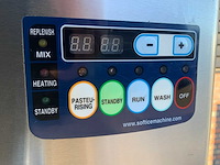 Nissei softijs- en milkshakemachine - afbeelding 12 van  13