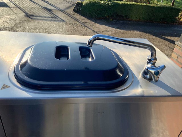 Nissei softijs- en milkshakemachine - afbeelding 13 van  13