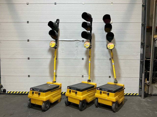 Nissen quarz lza 500-led verkeerslicht (3x) - afbeelding 8 van  13
