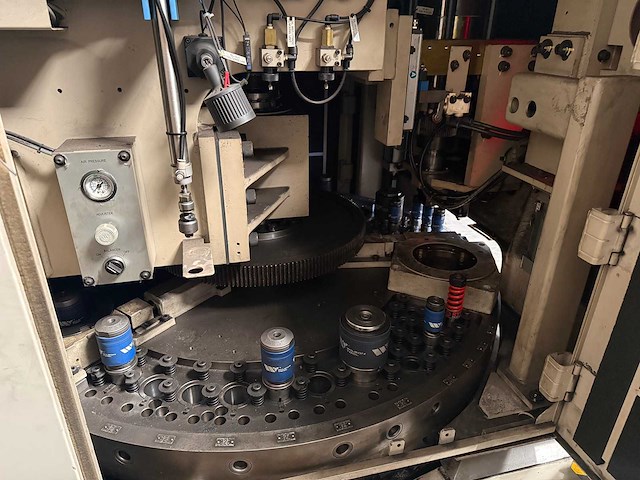 Nisshibo - 1999 - hiq-1250 - ponsmachine - afbeelding 17 van  20