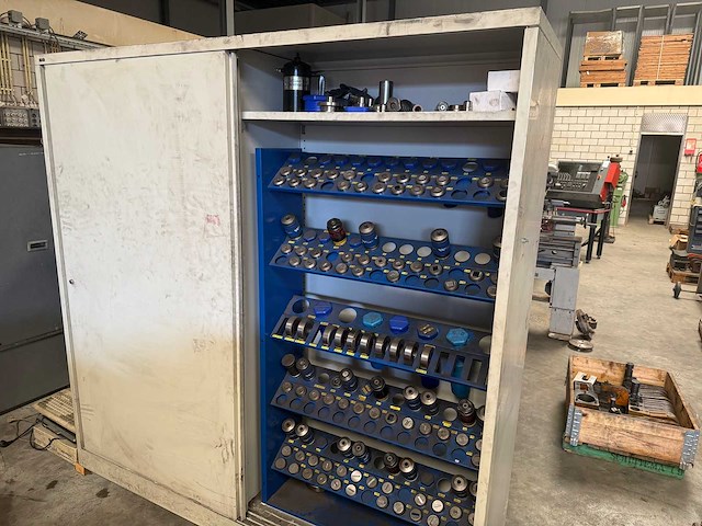 Nisshibo - 1999 - hiq-1250 - ponsmachine - afbeelding 20 van  20