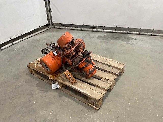 Nitchi emt-4 elektrische takel - afbeelding 2 van  8
