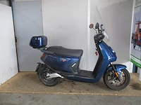 Niu - bromscooter - mqi gt sporil - e-scooter - afbeelding 13 van  16