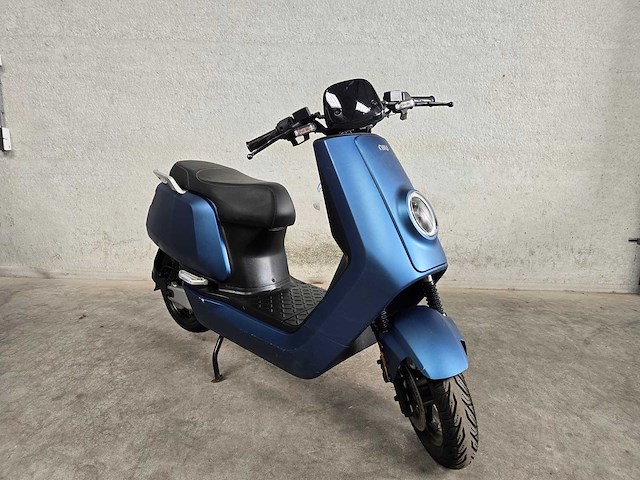 Niu - bromscooter - n1s - brommer - afbeelding 4 van  9