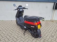 Niu - bromscooter - n1s - e-scooter - dsz-87-h - afbeelding 4 van  8