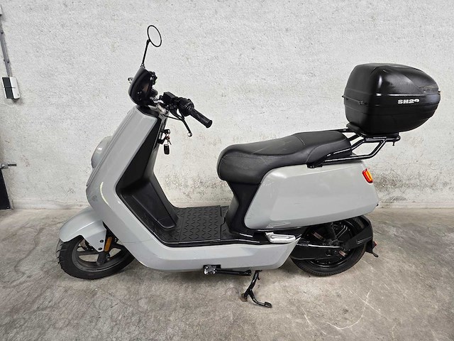 Niu - elektrische snorscooter - u1 - 25km uitvoering dxv85b - afbeelding 3 van  8