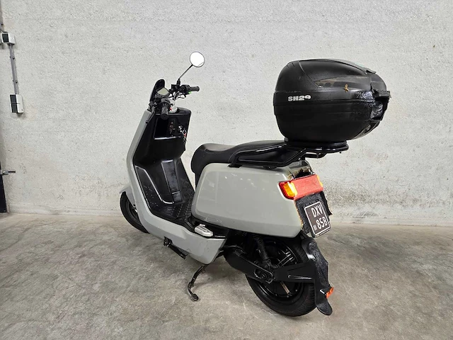 Niu - elektrische snorscooter - u1 - 25km uitvoering dxv85b - afbeelding 6 van  8