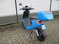 Niu - snorscooter - m1 sport - e-scooter - afbeelding 2 van  14