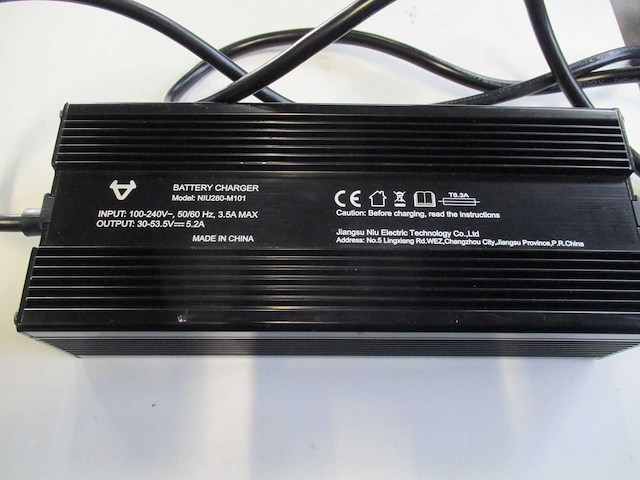 Niu - snorscooter - m1 sport - e-scooter - afbeelding 6 van  14