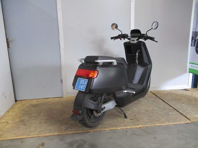 Niu - snorscooter - n1s - e-scooter - afbeelding 12 van  13