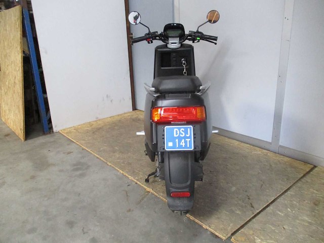 Niu - snorscooter - n1s - e-scooter - afbeelding 13 van  13
