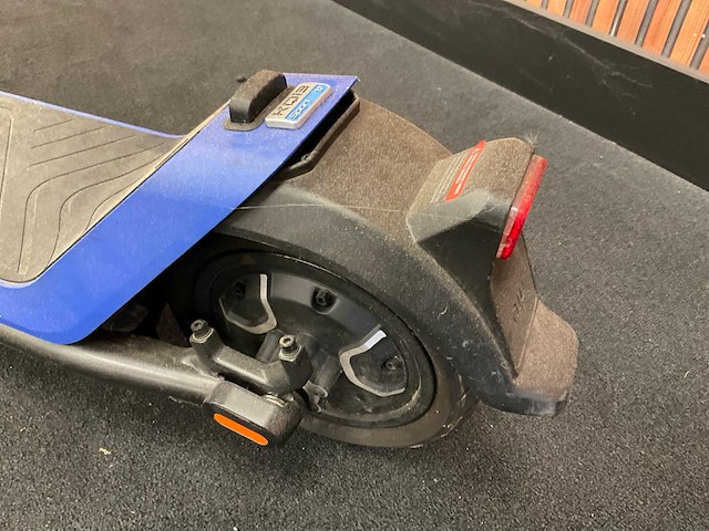 Niu kqi3 sport e-step - afbeelding 12 van  14