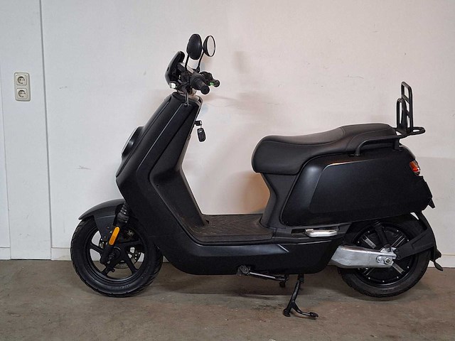 Niu n1s 45km elektrische bromscooter - afbeelding 1 van  8