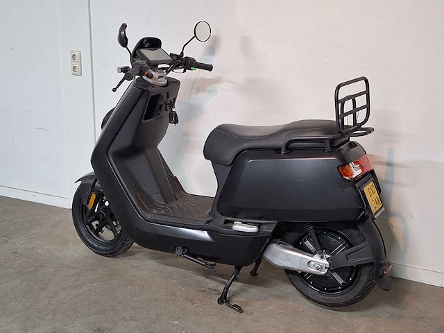 Niu n1s 45km elektrische bromscooter - afbeelding 3 van  8