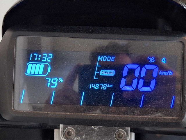 Niu n1s 45km elektrische bromscooter - afbeelding 4 van  8