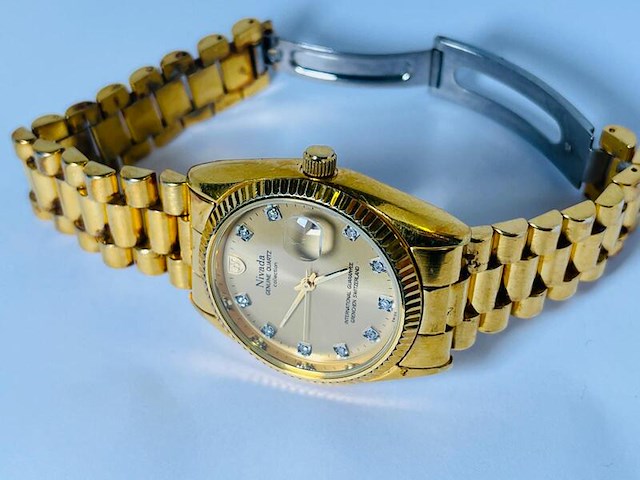 Nivada grenchen switserland herenhorloge met fluted bezel - afbeelding 5 van  7