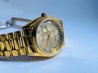 Nivada grenchen switserland herenhorloge met fluted bezel - afbeelding 6 van  7