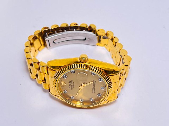 Nivada grenchen switserland herenhorloge met fluted bezel - afbeelding 7 van  7