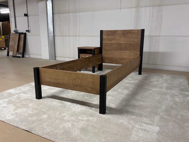 Nizoli bedframe met nachtkastje - afbeelding 11 van  11