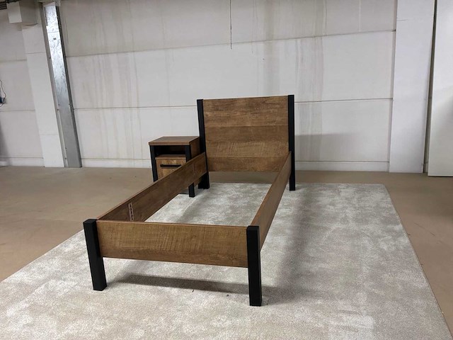 Nizoli bedframe met nachtkastje - afbeelding 3 van  11