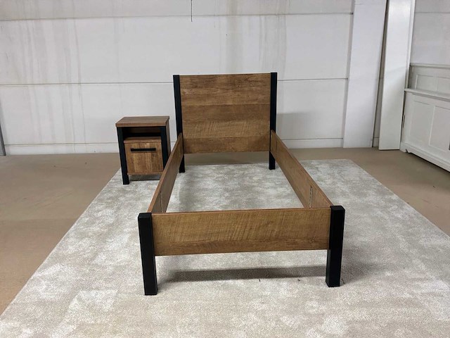Nizoli bedframe met nachtkastje - afbeelding 7 van  11