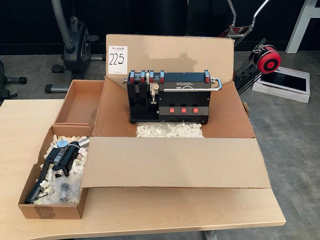 Nkf arc welding unit mk4 glasfiber lasapparaat - afbeelding 1 van  3