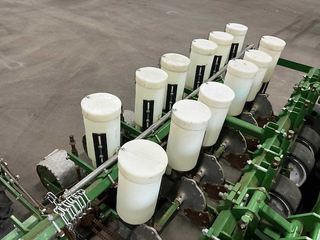 Nmw precisiezaaimachine en drip irrigatie legger - afbeelding 6 van  19