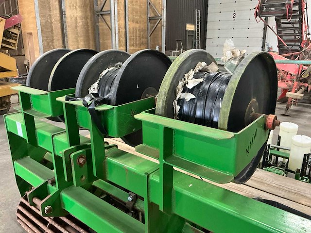 Nmw precisiezaaimachine en drip irrigatie legger - afbeelding 15 van  19