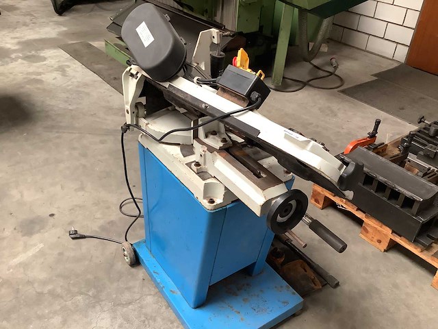 Nn - metalen horizontale bandzaagmachine - afbeelding 1 van  5