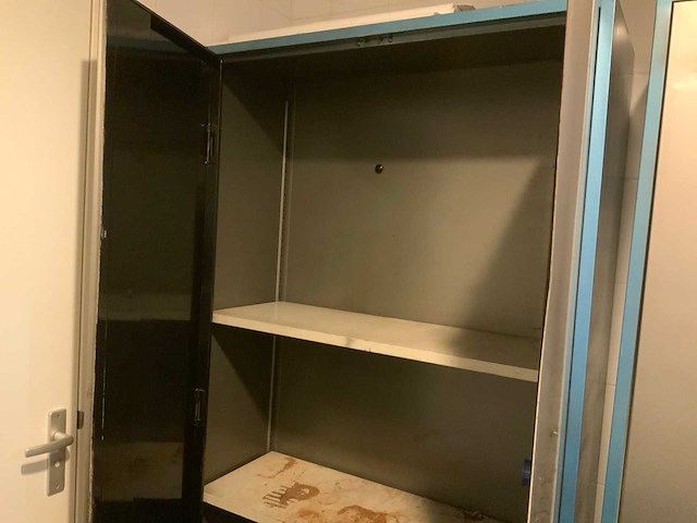 Nn - stalen voorraadkast - afbeelding 2 van  3