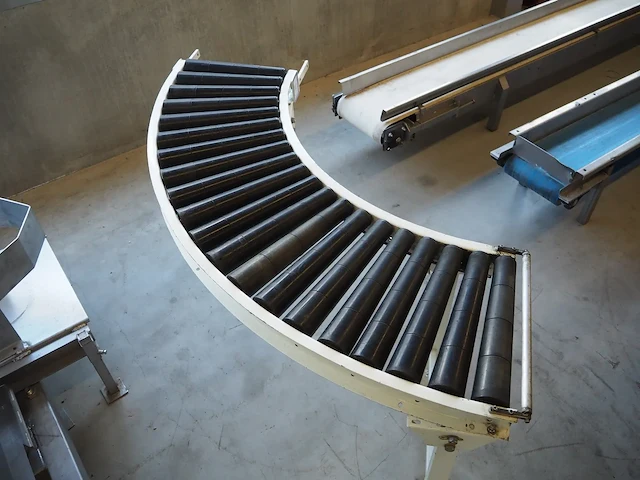 Nn 45˚ roller conveyor - afbeelding 3 van  3