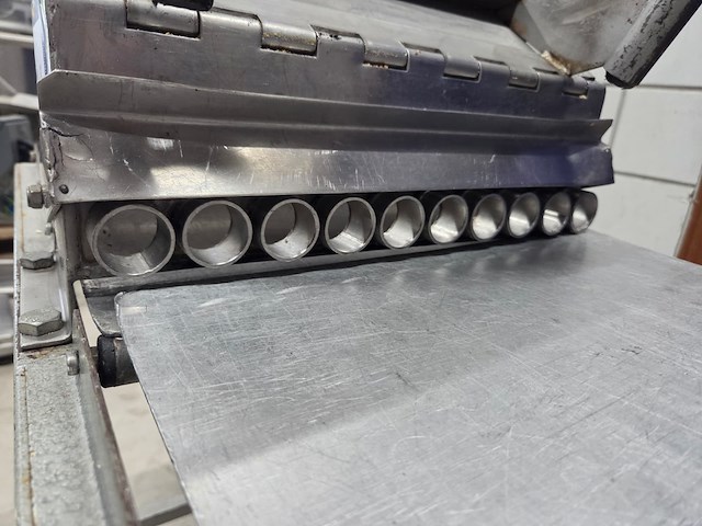 Nn almond press - afbeelding 7 van  7