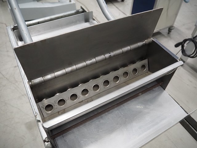 Nn almond press - afbeelding 6 van  8