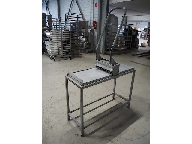 Nn almond press - afbeelding 4 van  7