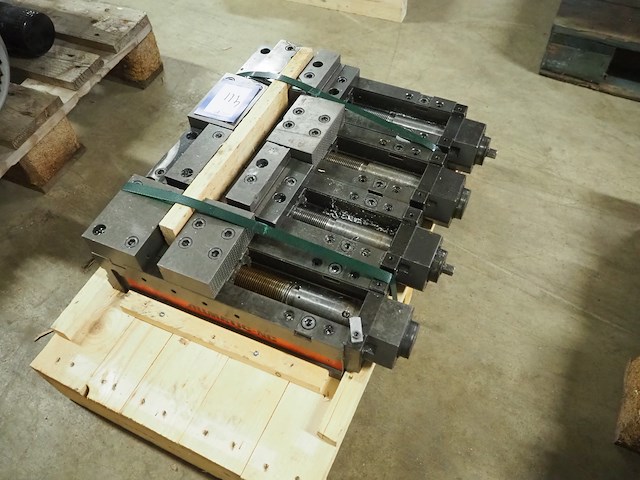 Nn bench screw - afbeelding 3 van  5
